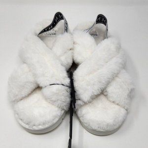 Madden NYC Size 10 Women’s white Faux Fur Platform Comfort Foam New
